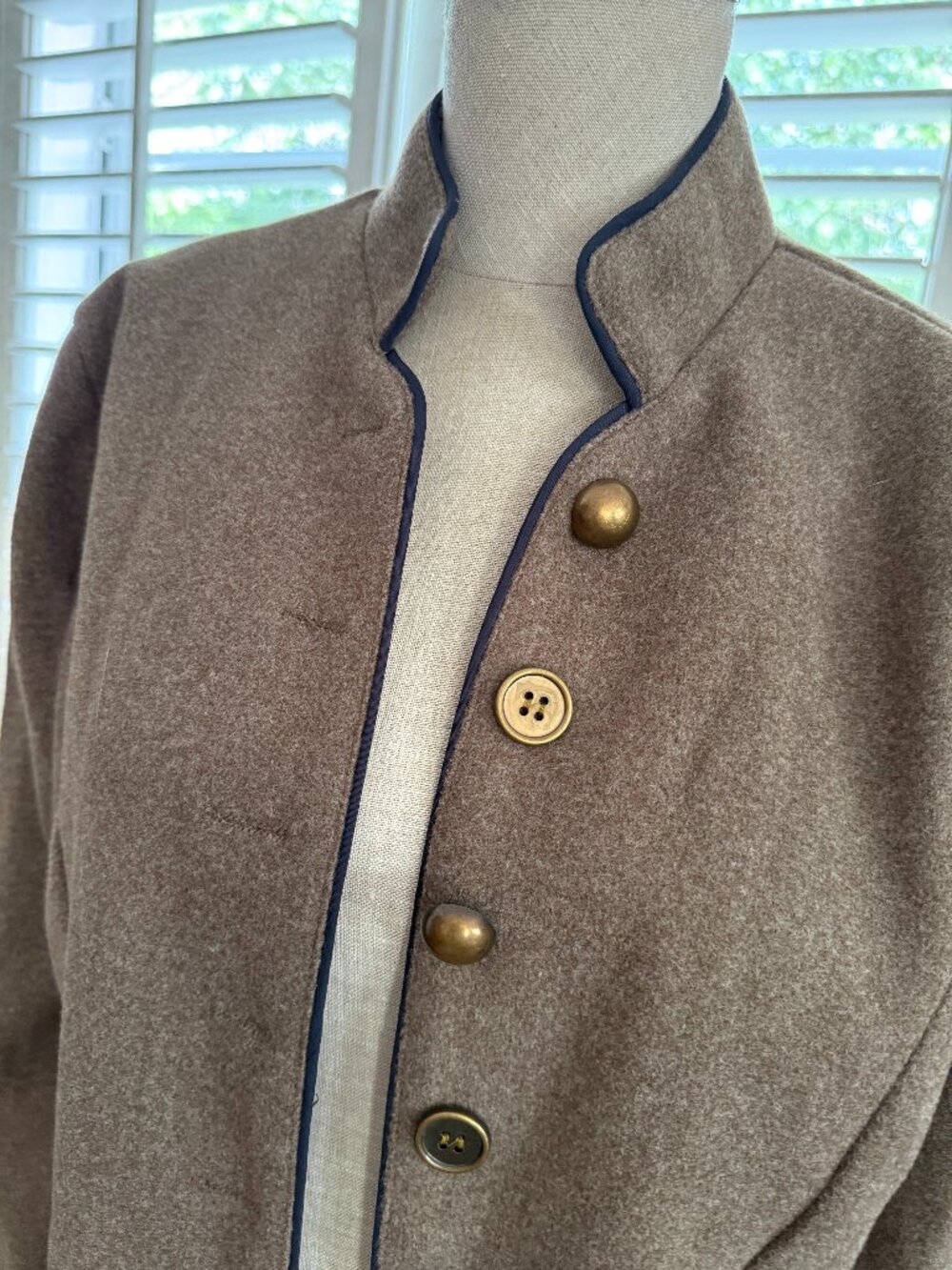 Tailored blazer